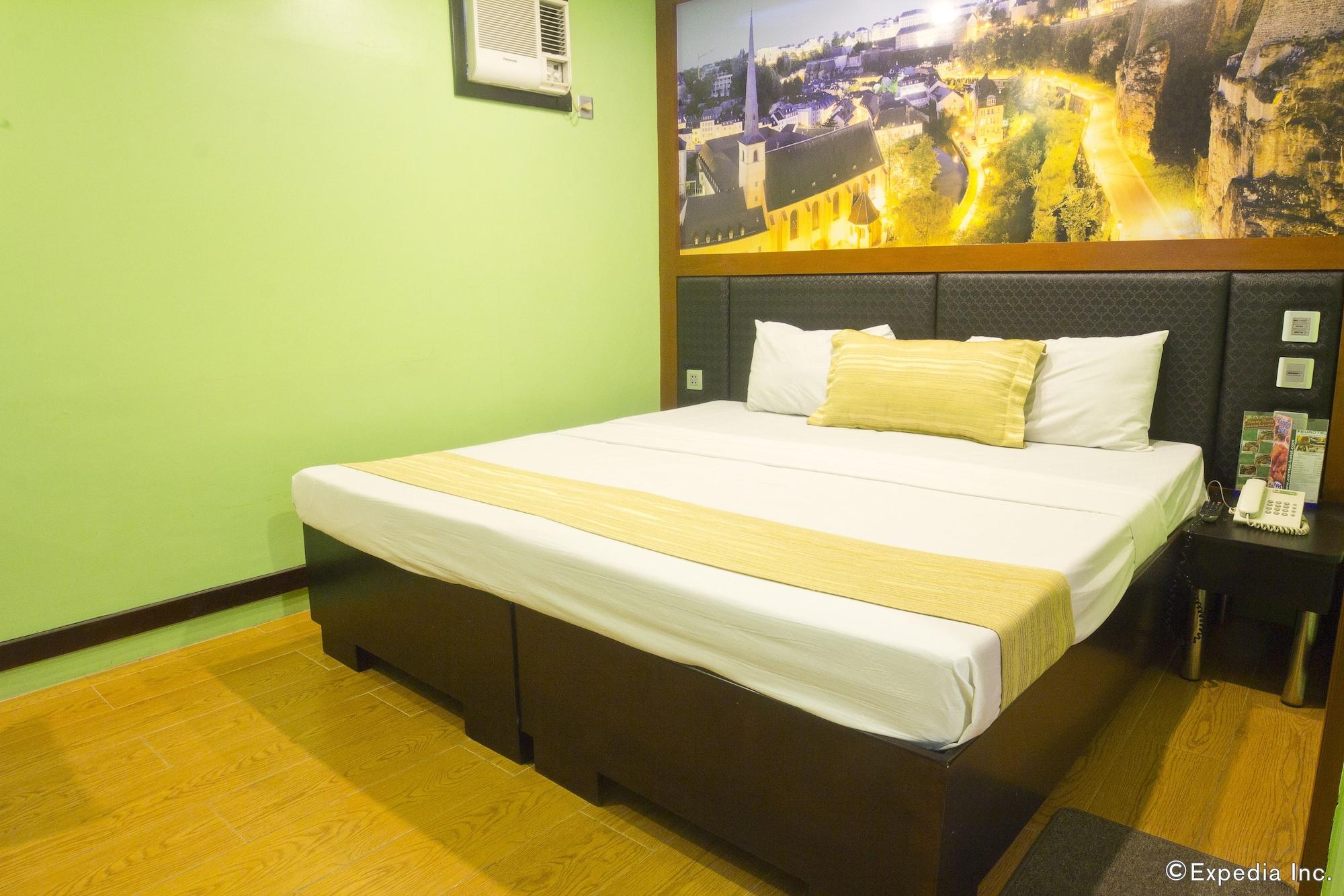 Eurotel Makati Makati City Exterior photo