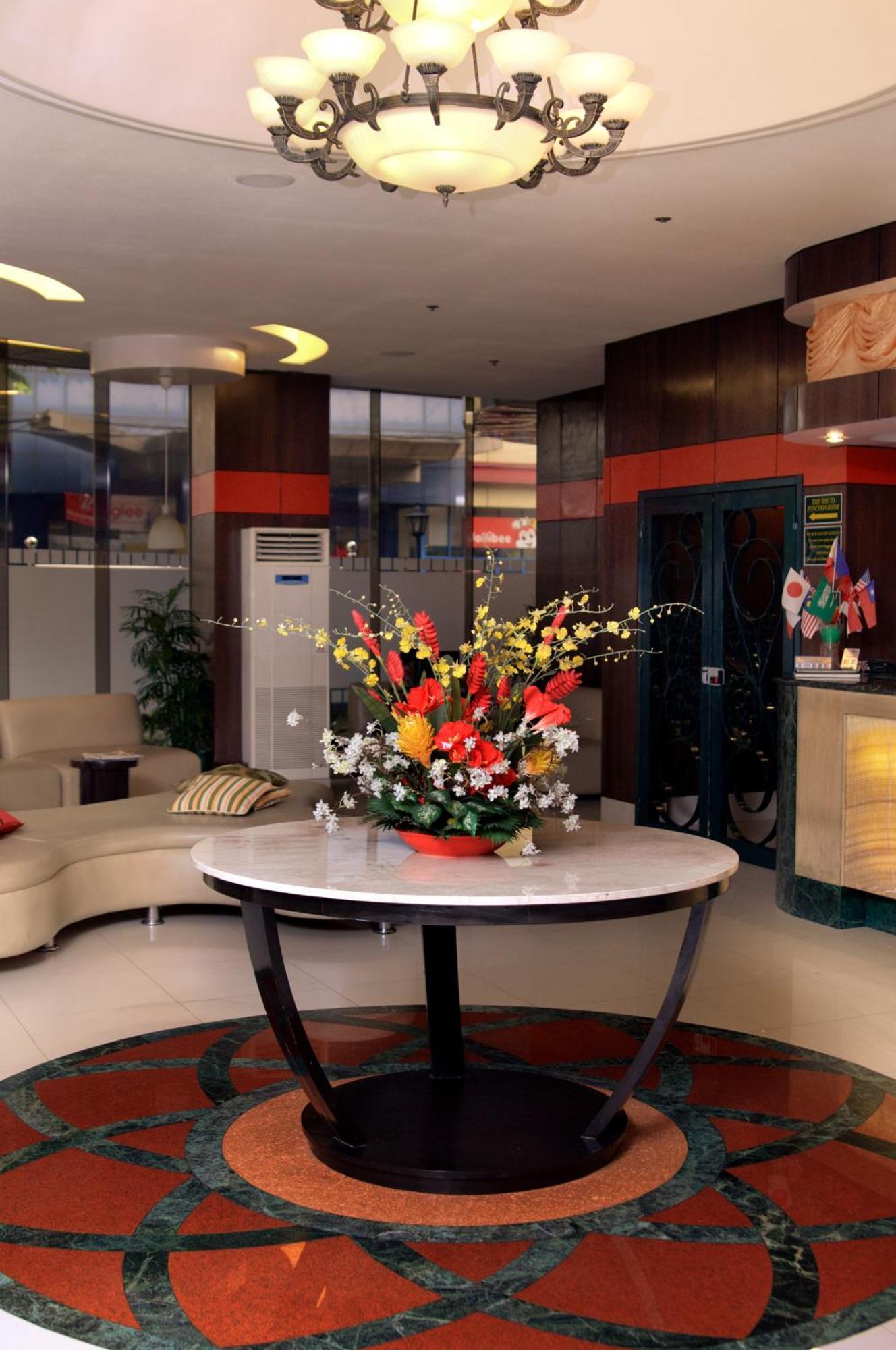 Eurotel Makati Makati City Exterior photo